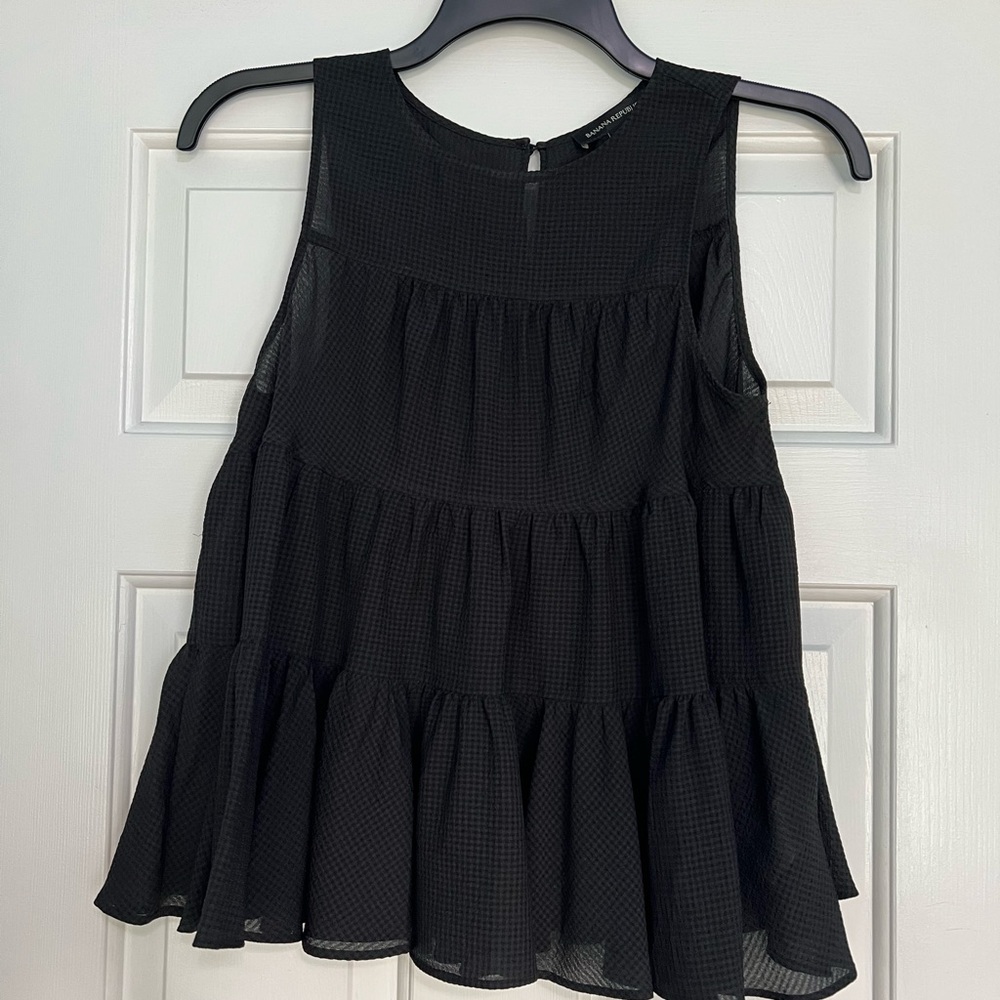 Banana Republic Women's Black Flowy Tiered Sleeveless Patterned Tank Top Size XS
